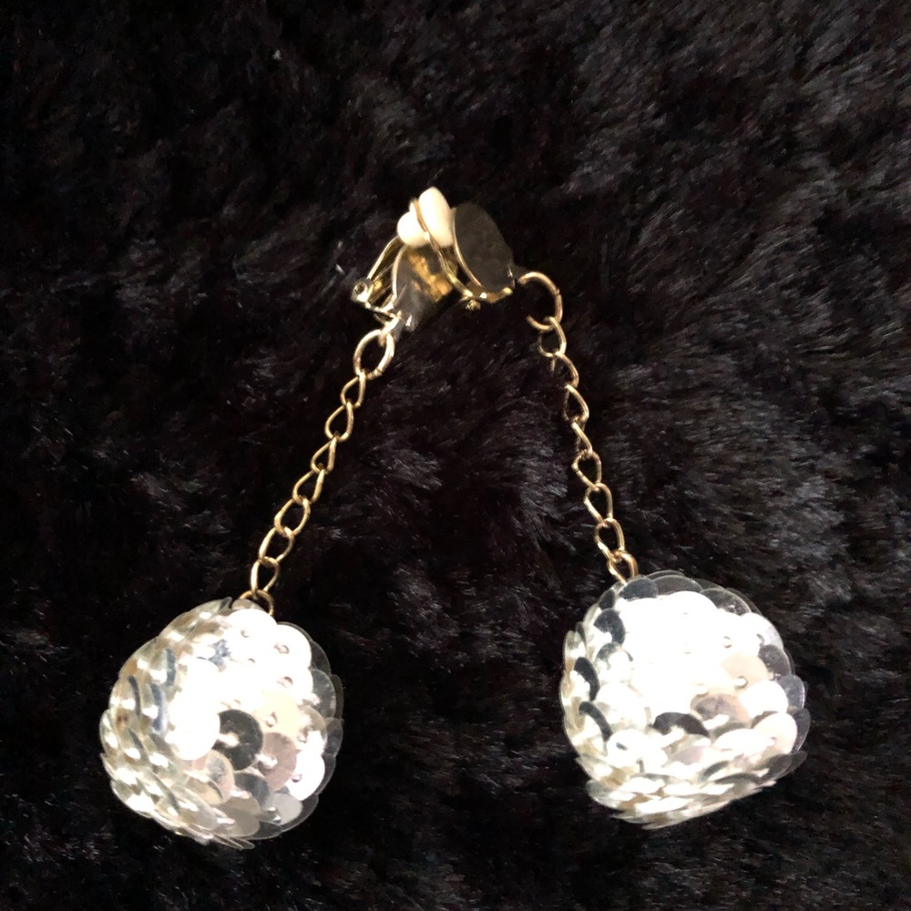 Sequence style earrings
